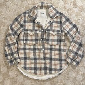 Like new A&F shacket